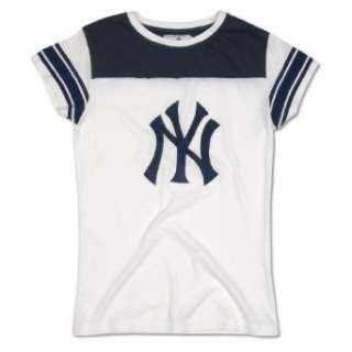  New York Yankees Ladies Retro Fashion Logo T Shirt by Red 