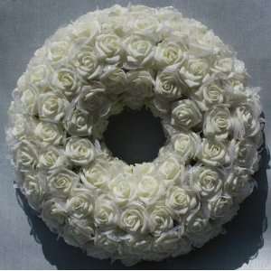  10 Cream Artificial Mini Roses Wreath/Candle Ring