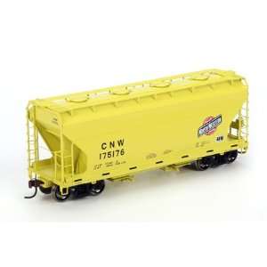   ACF 2970 Covered Hopper, C&NW/Yel #175176 ATH95969 Toys & Games