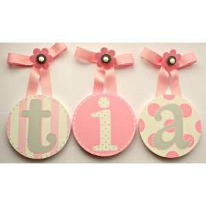  Tias Hand Painted Round Wall Letters