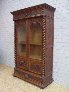 111004  ANTIQUE FRENCH RENAISSANCE CARVED 2 DOOR BOOKCASE  