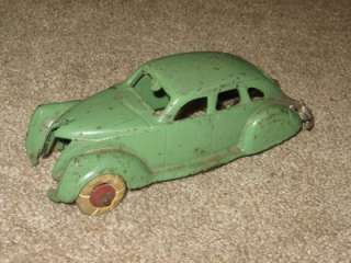 AWESOME ANTIQUE CAST IRON HUBLEY USA #2242 CAR  