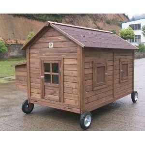  CC 32 Mobile Chicken Coop