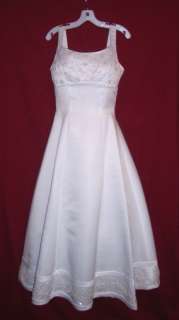 David’s Bridal Oleg Cassini 2165BX Wedding Gown   Nice  