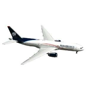  GeminiJets Aeromexico B777 200 New Livery 1400 Scale 