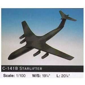  C 141B Starlifter Euro 1/100 