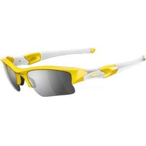  Oakley Flac Jacket Eyewear   Team Yellow Sports 