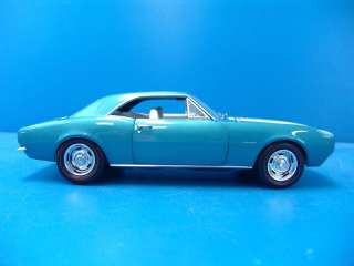Authentics American Muscle 1967 Chevrolet Camero Marine Blue Diecast 