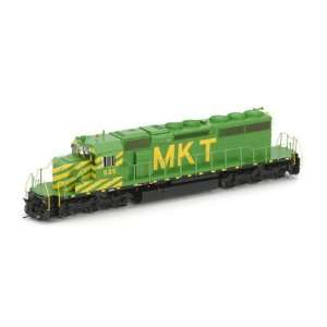  HO RTR SD40 2 with 88 Nose, MKT #635 Toys & Games