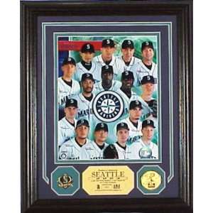   Mariners Team Collage Pin Collection Photo Mint