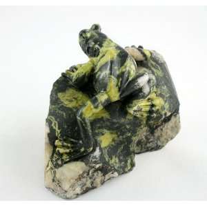  Frog Carving in Serpentine One of a Kind Sports 