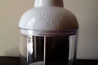 THE PAMPERED CHEF Hand Operated Food Chopper.  