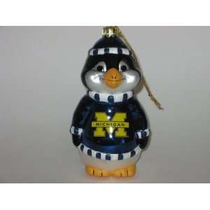  MICHIGAN WOLVERINES 5 1/2 tall and 3 wide Blown Glass 