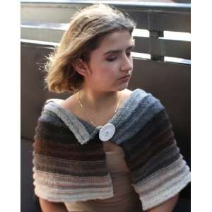  Llama Lluxury Tazi Capelet Arts, Crafts & Sewing