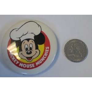  Disney Vintage Button  Mickey Mouse Chef 