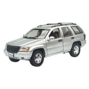  Jeep Grand Cherokee SUV 118 Diecast Model in Silver Toys 
