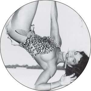  Bettie Page   Hanging Jungle Girl 1.5 Pinback Button 