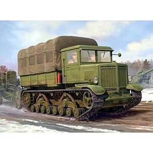  1/35 Russian Voroshiloverts Heavy Artillery Tractr Toys & Games