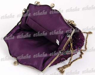   bag with the metal chain strap put you in the limelight of a party