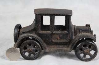 L493 VTG 1970s CAST IRON MODEL A FORD CHILDRENS TOY / SMALL DOORSTOP 
