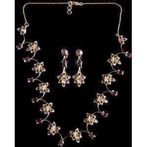 Fine Cut Amethyst Floral Necklace and Earrings Set (Amethyst  19.35 