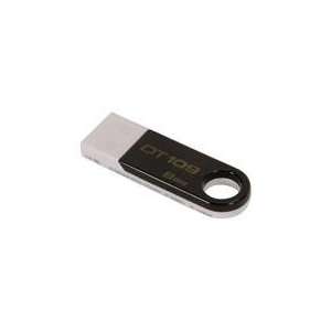  Kingston DataTraveler 109 8GB USB 2.0 Flash Drive (White 