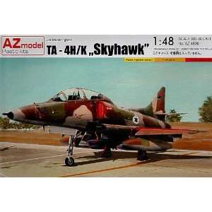   Skyhawk Jet Trainer Fighter w/Israel & RNZAF Markin Toys & Games