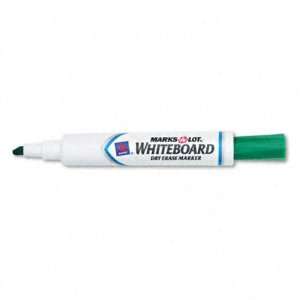   AVE24405   Marks A Lot Chisel Tip Whiteboard Marker