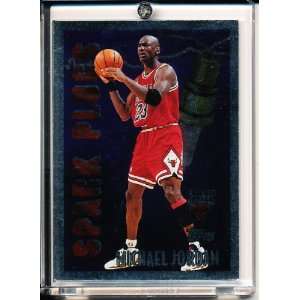 1995 96 Topps Michael Jordan SPARK PLUGS INSERT CARD in DELUXE 