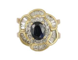 GORGEOUS 14K YELLOW GOLD SAPPHIRE AND DIAMOND FLOWER RING  