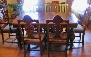   Wood Dining Room Furniture Set Table & 6 Chairs circa 1930s  