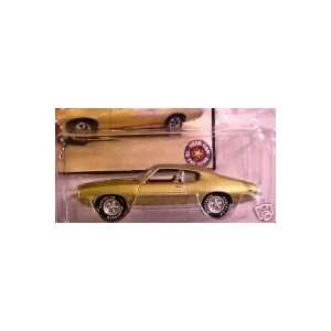 Johnny Lightning Pontiac 1969 Pontiac GTO  Sports 