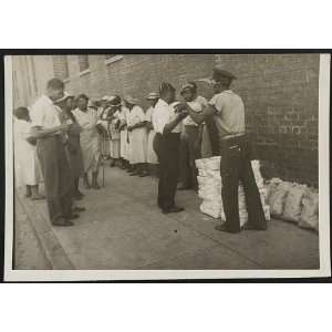   strike in Richmond,Virginia,VA,African Americans,1938,pickets Home