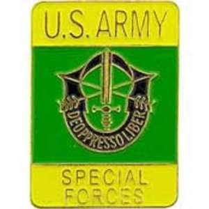  U.S. Army Special Forces Pin Green & Yellow 1 Arts 