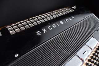 Vintage Excelsior EXCELSIOLA 714 Accordion with Original Case.  