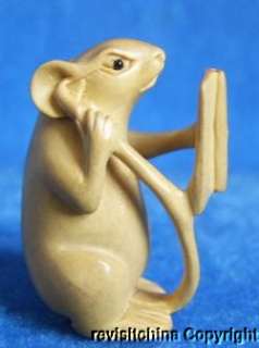 N73 Japanese Handwork Boxwood Carving Netsuke Mouse  