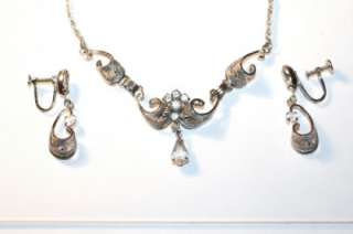 J39 Vintage AM LEE Sterling Necklace & Screw Earrings  