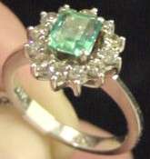 14k White Gold Diamond & Emerald Ring Ladys Size 6  