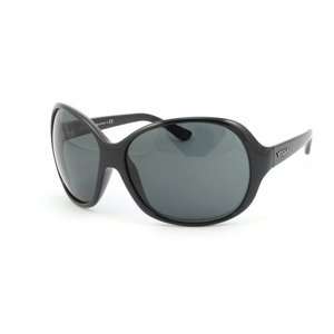  Vogue VO2567S W44/87 Sunglasses Black Gray Frame 64 135 