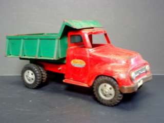 Tonka Vintage Dump Truck Circa 1950 1960   Red & Green    