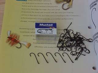 Mustad  #36890.size #4. Fly Hooks Fly Tying  