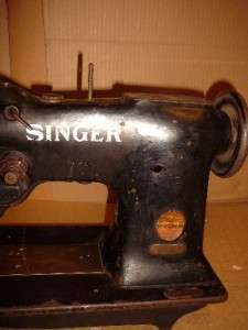 VINTAGE INDUSTRIAL SINGER SEWING MACHINE MODEL 108W3  