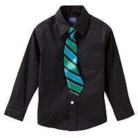 Let Arrow sort out the details. This mens dress shirt and tie set 