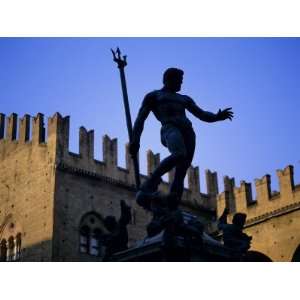  Nettuno (Neptune) Statue, Piazza Maggiore, Bologna, Emilia 