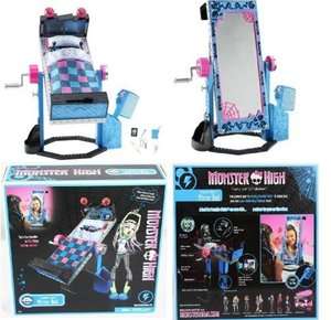 NEW Monster High Frankie Stein Doll Flip Bed with Mirror NIB  