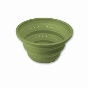  8 Collapsible Colander / Steamer in Lime Green