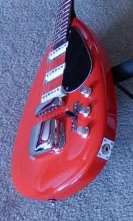 Phantom red retro style Teardrop 6 string Guitar near mint RH w Hard 