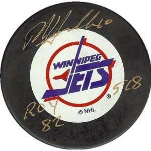 Dale Hawerchuk autographed Hockey Puck (Winnipeg Jets) ROY 82 518 